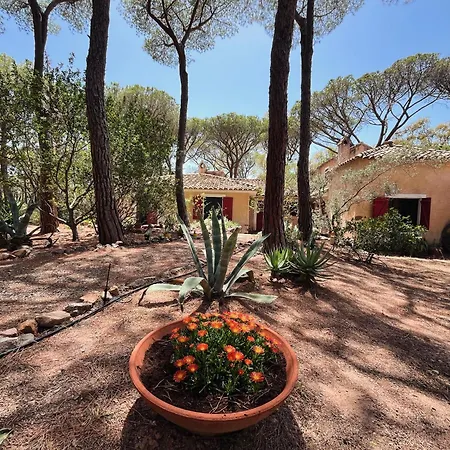 Giuva Feriehus Santa Margherita di Pula